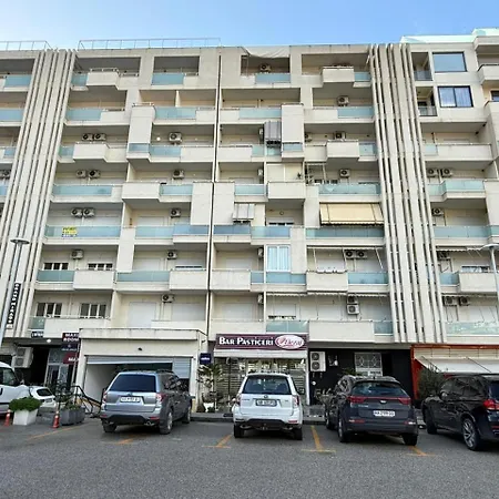 Luxury Eni Apartment